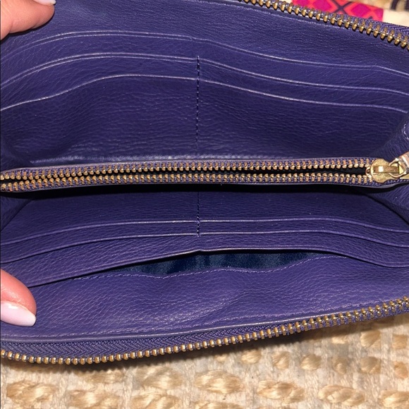 Tory Burch Purple Leather Zip Wallet with Tory Burch canvas bag - Picture 4 of 9